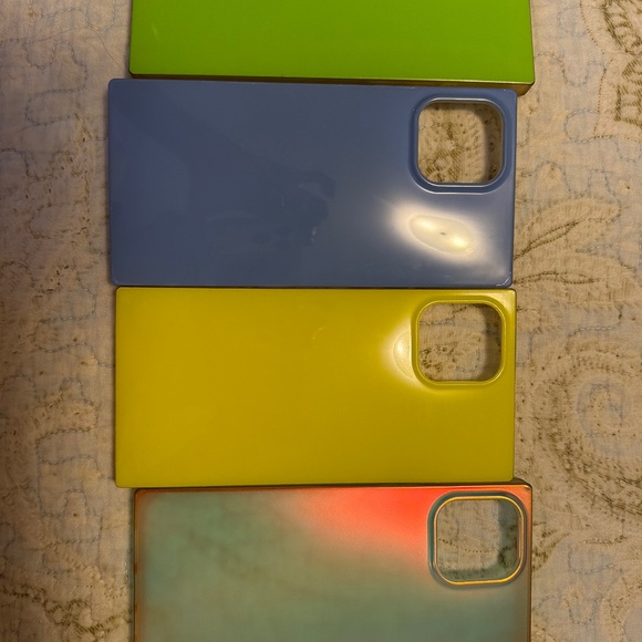 Flaunt cases - Picture 1 of 1
